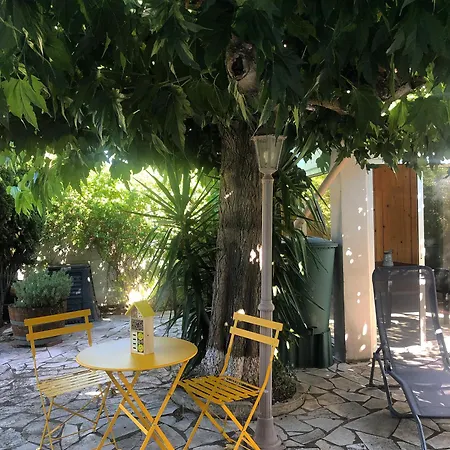 Nature By Reine Du Sud, Proche Des Grands Buffets Narbonne